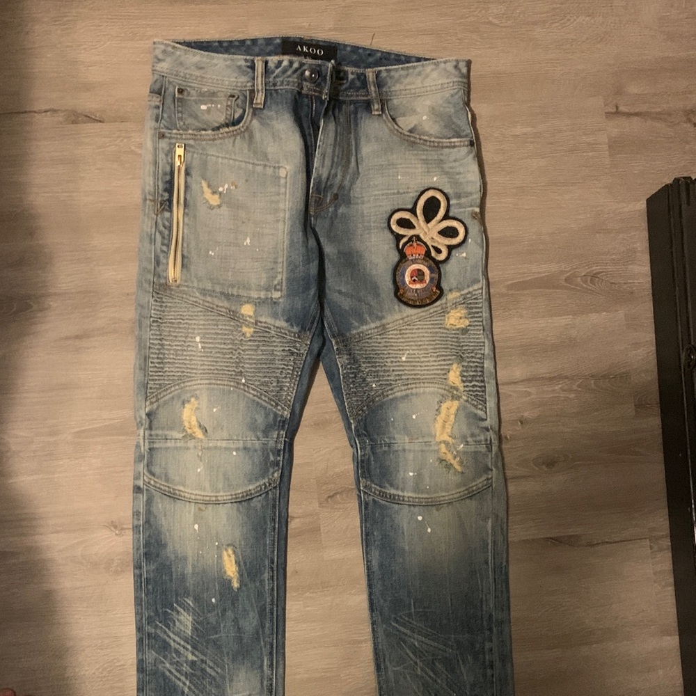 Akoo Men's Light Blue Distressed Skinny Jeans